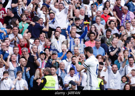 Madrid, Spanien. 14. Mai 2017. Jose I. Fernandez Iglesias (6) Real Madrid Spieler feiert (1,0) nach dem Tor seines Teams. La Liga zwischen Real Madrid Vs FC Sevilla im Santiago Bernabeu Stadion in Madrid, Spanien, 14. Mai 2017. Bildnachweis: Gtres Información Más lokalen auf line,S.L./Alamy Live News Stockfoto