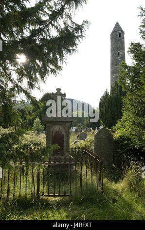 Irland, Leinster, county Wicklow, Glendalough, Rundturm, Friedhof, Stockfoto