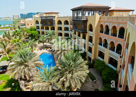 Das Shangri la Hotel Abu Dhabi, Blick über den Kanal Stockfoto