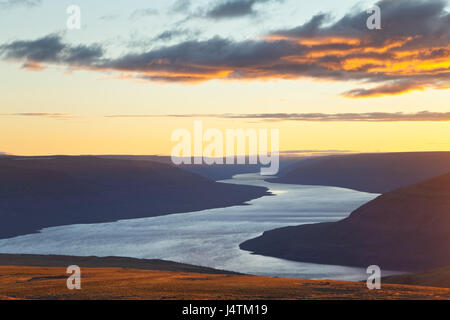 Ayan See in Tabelle Berge. Putorana Plateau. Putorana finden. Nördlich von Russland. Sibirien. Stockfoto