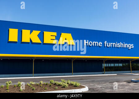 IKEA Einrichtungsgeschäft. IKEA wurde in Schweden gegründet und ist der weltweit größte Möbelhändler Stockfoto