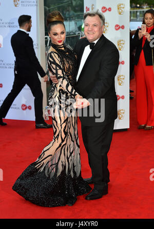 Katya Jones und Ed Kugeln für die Jungfrau TV British Academy Television Awards 2017 Ankunft statt auf Festival Hall im Southbank Centre in London. Stockfoto