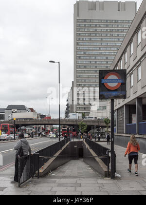 London, England - 15. Juli 2016: The Joe Strummer u-Bahn u-Bahnstation Edgware Road. Stockfoto