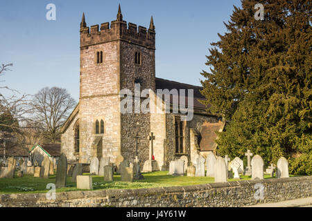 Holy Trinity Church, Ashford im Wasser in der Nähe von Bakewell Derbyshire Stockfoto