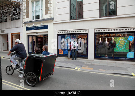 Charles Tyrwhitt-Bekleidungsgeschäft auf Jermyn Street, London Stockfoto