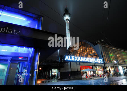 alex, alexanderplatz, Attraktion, bei nacht, Berlin, Gebäude, Hauptstadt, Hauptstädte, Stadt, Stadtzentrum, Stadtbild, Dämmerung, deutschland, Osten, gebäude Stockfoto