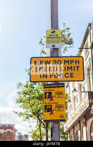Melden Sie sich an Waring Street, Belfast Warnung der neuen 20 km/h Höchstgeschwindigkeit Stockfoto