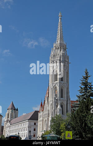 Matthiaskirche (Mátyás Templom) im Burgviertel von Buda, Budapest, Ungarn. Stockfoto