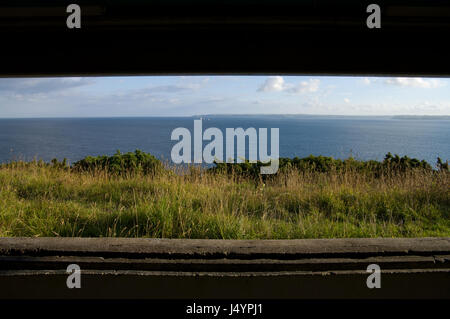 2. Weltkrieg Bunker, St Anthony Head, Cornwall Stockfoto