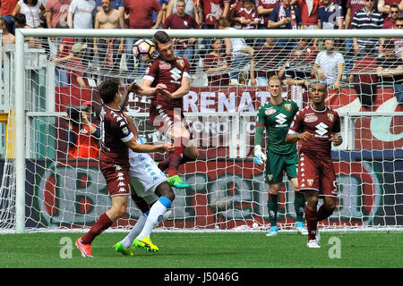 Turin, Italien. 14. Mai 2017. Andrea Belotti während des Spiels Serie A TIM zwischen Torino FC und SSC Napoli im Stadio Olimpico Grande Torino. Das Endergebnis des Spiels ist 0-5. Bildnachweis: Fabio Petrosino/Alamy Live-Nachrichten Stockfoto