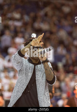 London, UK. 14. Mai, führt 2017.Tinchy Stryder im Rahmen der Reifen-Hilfe, in Verbindung mit der BBL und WBBL Basketball Play-off Finale.  Kredit Carol Moir/Alamy Live-Nachrichten. Stockfoto