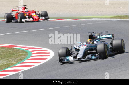 Barcelona, Spanien. 14. Mai 2017. Lewis Hamilton (GBR) Mercedes-Benz Ans Sebastian Vettel (GER) Ferrari Formel1 Grand Prix von Spanien, Barcelona. Bildnachweis: Gtres Información Más lokalen auf line,S.L./Alamy Live News Stockfoto