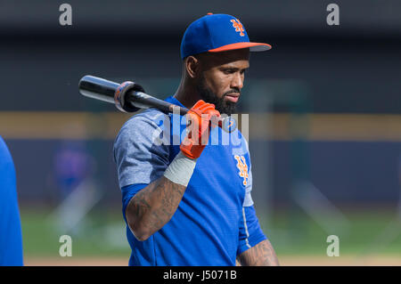 Miller Park. 13. Mai 2017. New York Mets dritte Baseman Jose Reyes #7 vor dem Hauptliga-Baseball-Spiel zwischen den Milwaukee Brewers und die New York Mets im Miller Park. Bildnachweis: Csm/Alamy Live-Nachrichten Stockfoto