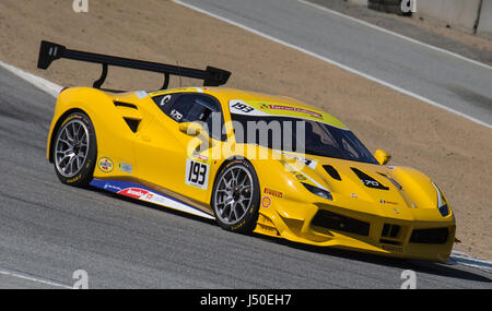 Monterey, Kalifornien, USA. 13. Mai 2017. # 193 Osvaldo Caio wiederum 1 während der Ferrari Challenge Pirelli AM 2 488 TP Rennserie in Mazda Raceway Laguna Seca. Bildnachweis: Csm/Alamy Live-Nachrichten Stockfoto