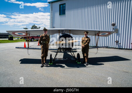 Ein Replikat Nieport XI Doppeldecker auf dem Display an der Shearwater Luftfahrtmuseum in der Nähe von Halifax, Nova Scotia, Kanada. Stockfoto