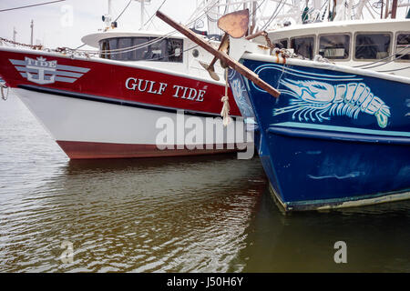 Alabama Mobile County, Bay Waterou la Batre, kommerzielle Garnelenflotte, Fischerboot, angedockt, Dock, Pier, Wirtschaft, Fischwirtschaft, Küste des Golfs von Mexiko, Anker, Stockfoto