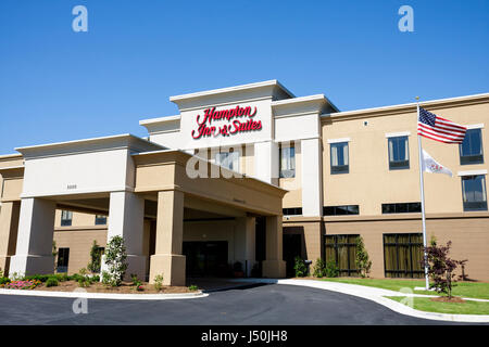 Alabama, Lee County, Opelika, Hampton Inn, & Suites, Motel, Hotelkette, außen außen, vorne, Eingang, 3-stöckiges Gebäude, Eingang, vorne, Auffahrt, Unterkunft, AL0 Stockfoto