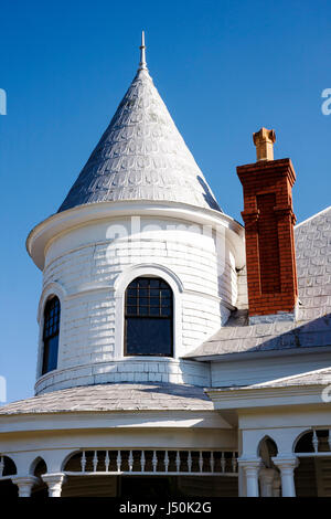 Alabama, Bullock County, Union Springs, Powell Street, Methodist Parsonage, Eley House, Häuser, 1905, Queen Anne, Turm mit konischem Dach, AL080518048 Stockfoto