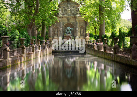 Fontaine Médicis - Jardin Du Luxemburg - Paris Stockfoto