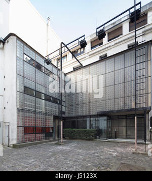 Außenfassade, Maison de Verre (House of Glass), Paris, Frankreich Stockfoto