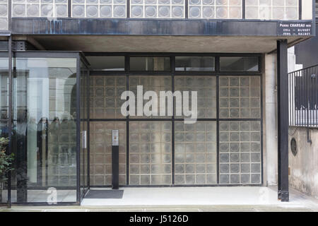 Außenfassade, Maison de Verre (House of Glass), Paris, Frankreich Stockfoto