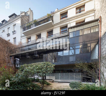 Außenfassade, Maison de Verre (House of Glass), Paris, Frankreich Stockfoto