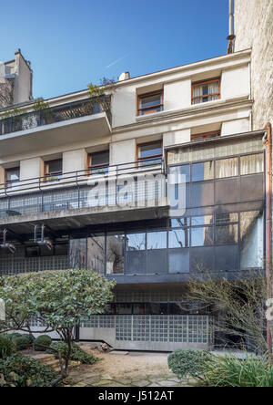 Außenfassade, Maison de Verre (House of Glass), Paris, Frankreich Stockfoto