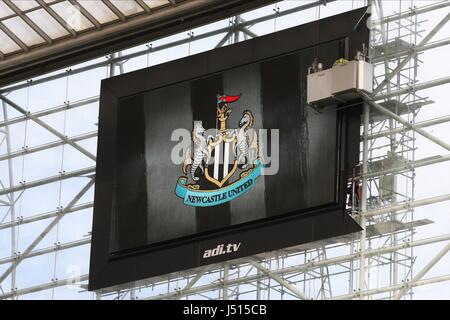 Eine defekte TV Bildschirm Verzögerungen KICK NEWCASTLE UNITED V LEICESTER C ST JAMES PARK NEWCASTLE ENGLAND 18. Oktober 2014 Stockfoto