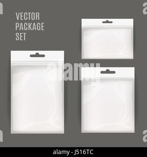 Weiße leere Kunststoff realistische Tasche Bag Set. Hängen Sie Slot. Vektor-Illustration isoliert. Mock-Up für Ihren Entwurf Vorlage bereit. Stock Vektor