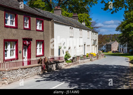 Ferienhäuser und Wohnungen im Dorf Askham, Lowther, in der Nähe von Penrith, Lake District, Cumbria Stockfoto