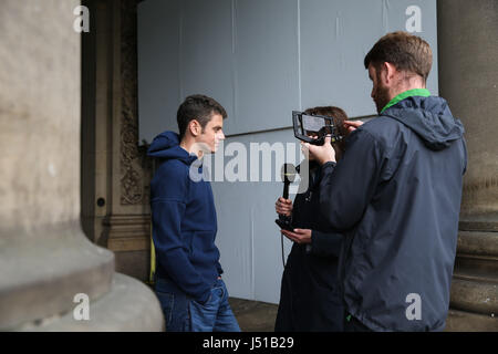 Triathlet Jonny Brownlee bei der Jonny Brownlee City Landmark Übernahme in Leeds Town Hall vor der Columbia Threadneedle World Triathlon Leeds am 10. und 11. Juni 2017.PRESS Verein Foto. Bild Datum: Montag, 15. Mai 2017. Bildnachweis sollte lauten: Barrington Coombs/PA Wire Stockfoto