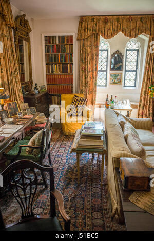 Innere des Nymans House, West Sussex, UK Stockfoto