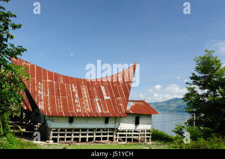 Indonesien, Nord-Sumatra, traditionellen Batak-Haus auf der Insel Samosir Stockfoto