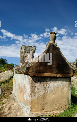 Altes Königreich Batak Grab auf der Insel Samosir, Toba See, Indonesien, Nord-Sumatra Stockfoto