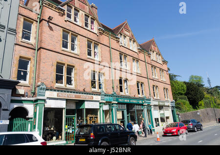 Antik und Second Hand Läden in Worcester Road, Great Malvern, Worcestershire Stockfoto