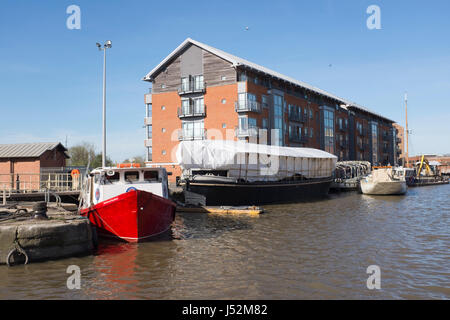 Cardiff Bay Tourenboot Marianne von Manchester in Gloucester docks für Reparaturen und Wartung Stockfoto