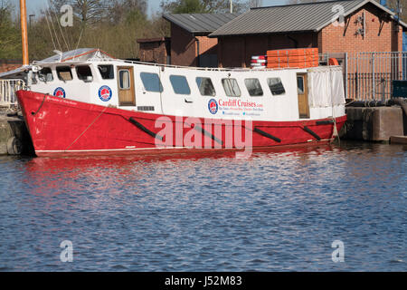 Cardiff Bay Tourenboot Marianne von Manchester in Gloucester docks für Reparaturen und Wartung Stockfoto