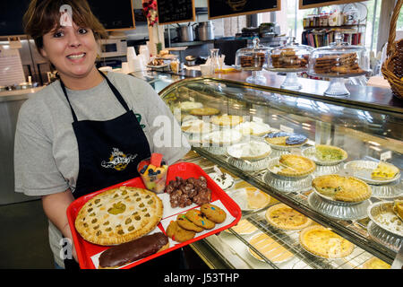 Little Rock Arkansas, Markham Street, River Market, Pie Heaven, weibliche Frauen, Verkauf, Theke, Bäckerei, Dessert, süß, Essen, Café, hausgemacht, Kekse, é Stockfoto