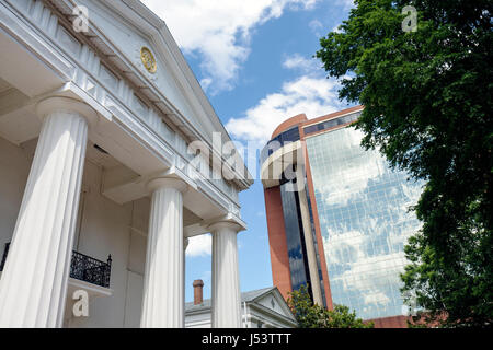 Little Rock Arkansas, Markham Street, Old Statehouse Museum, The Peabody Little Rock, Hotel, historisches Gebäude, Architekt Gideon Shryock, griechischer Revival-Stil Stockfoto