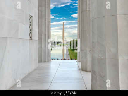 Lincoln Memorial und Washington Monument auf dem reflektierenden Pool, Washington, DC, USA. Stockfoto