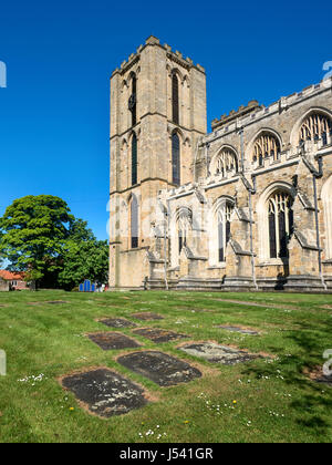 Ripon Kathedrale im Frühjahr Ripon North Yorkshire England Stockfoto