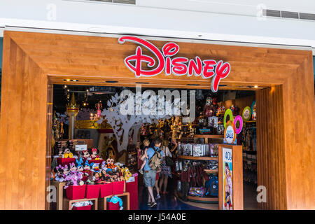 Cincinnati - ca. Mai 2017: Disney Store Einkaufszentrum Lage. Disney Store ist die offizielle Website für Disney Shopping VIII Stockfoto