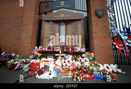 HILLSBOROUGH MEMORIAL LIVERPOOL FC V MANCHESTER CITY Anfield Road LIVERPOOL ENGLAND 13. April 2014 Stockfoto