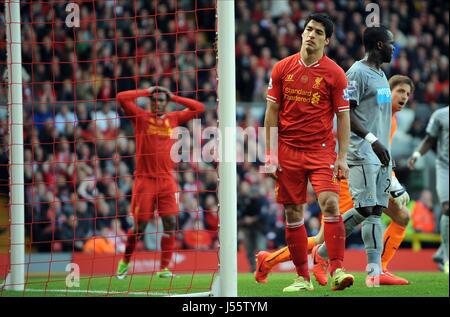 DANIEL STURRIDGE Partituren LIVERPOOL FC V NEWCASTLE LIVERPOOL FC V NEWCASTLE UTD Anfield Road LIVERPOOL ENGLAND 11. Mai 2014 Stockfoto