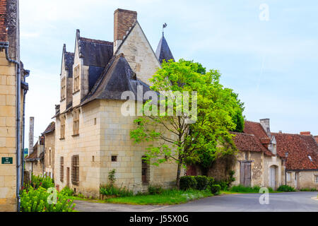 Frankreich, Indre et Loire, Crissay Sur Manse, gekennzeichnet Les Plus Beaux Dörfer de France (die schönsten Dörfer Frankreichs), Häuser aus Tuffstein gebaut Stockfoto