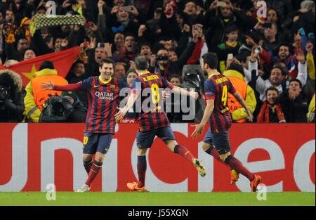 LIONEL MESSI feiert Ziel MANCHESTER CITY V BARCELONA FC ETIHAD STADIUM MANCHESTER ENGLAND 18. Februar 2014 Stockfoto