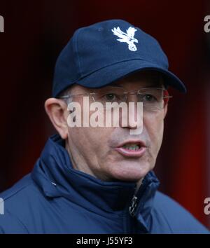 TONY PULIS KRISTALLPALAST MANAGER KRISTALLPALAST MANAGER Stadion von leichten SUNDERLAND ENGLAND 15. März 2014 Stockfoto