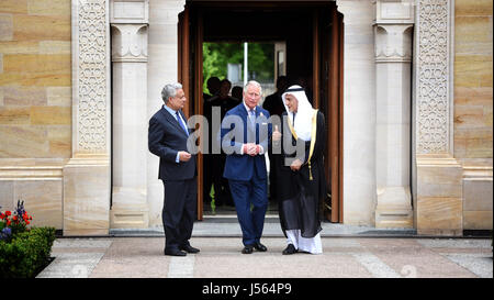 Oxford, UK. 16. Mai 2017. Seine königliche Hoheit der Prinz von Wales bei der Einweihung des Oxford Centre for Islamic Studies. HRH Prinz Turki Bin Faisal und Zentrum Direktor - Dr Farhan Nizami Bild Richard Cave Fotografie 16.05.17 Kredit in Begleitung: Richard Höhle/Alamy Live News Stockfoto