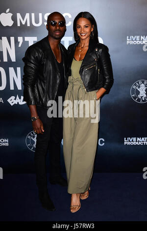 Azuka Ononye (L) und Alesha Dixon, die Teilnahme an der can't Stop, wird nicht aufhören: A Bad Boy Story Screening auf das Curzon Mayfair, Curzon Street, London. Stockfoto