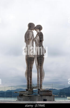 24.06.2016 Batumi. Georgien. Ali und Nino Statue der Liebe zwischen Europa und Asien Batumi Georgien Stockfoto